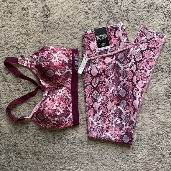 🌸 NWT Victoria’s Secret Pink Snake Set 32DD Small - Picture 3 of 13